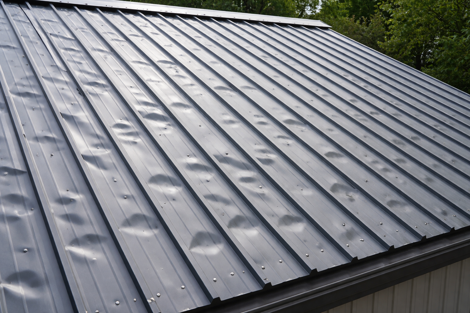 Common Signs of Metal Siding Repair